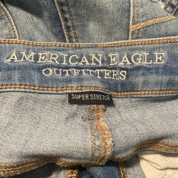 American Eagle Hi-Rise super Stretch Distressed Denim Jeans SZ 8 Reg - Picture 8 of 9